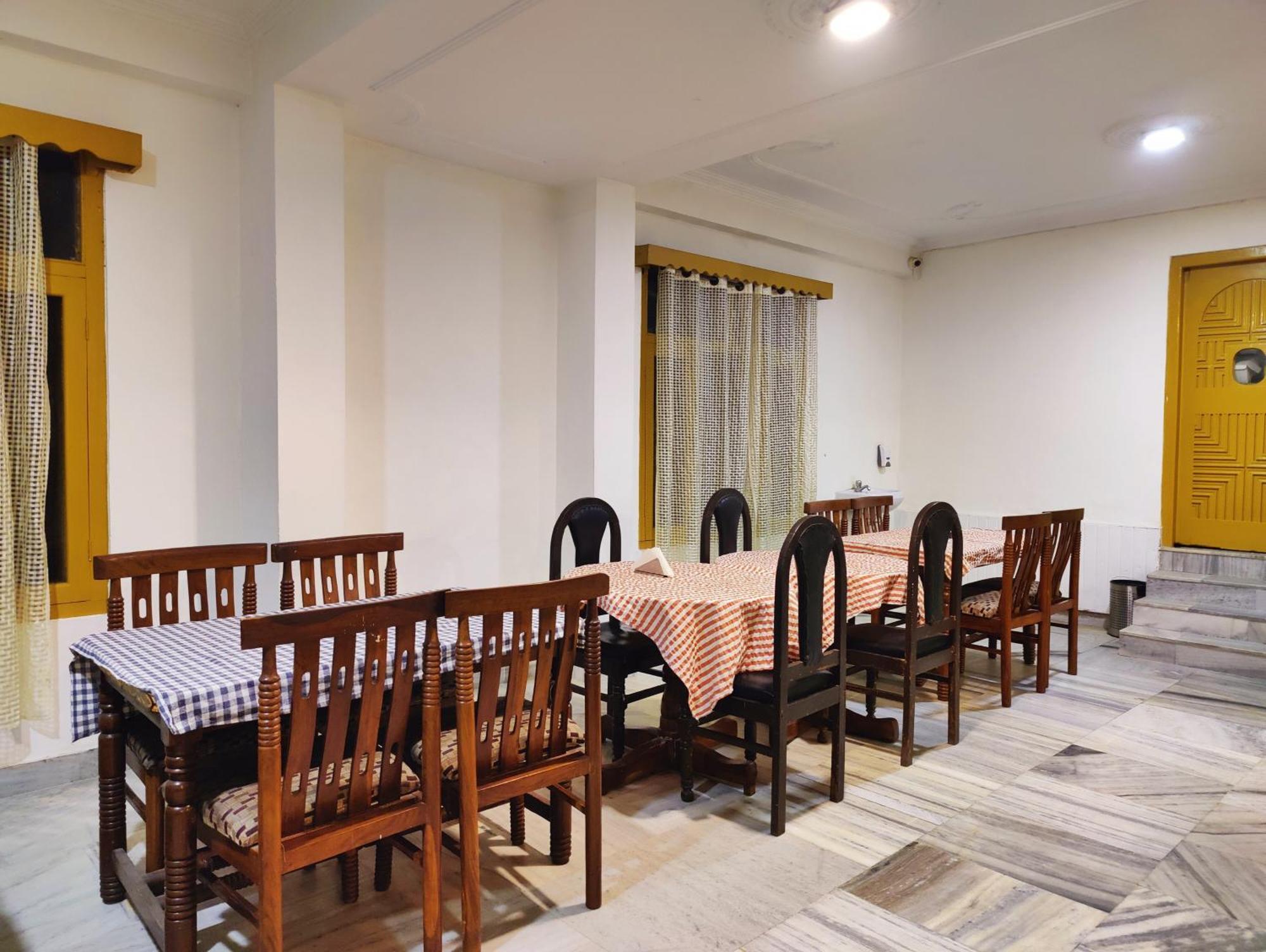 Surya International Hotel Manali Near Mall Road Екстериор снимка